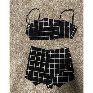 SHEIN Two Piece Women’s Shorts And Halter Top Set. Size Medium. Black & White